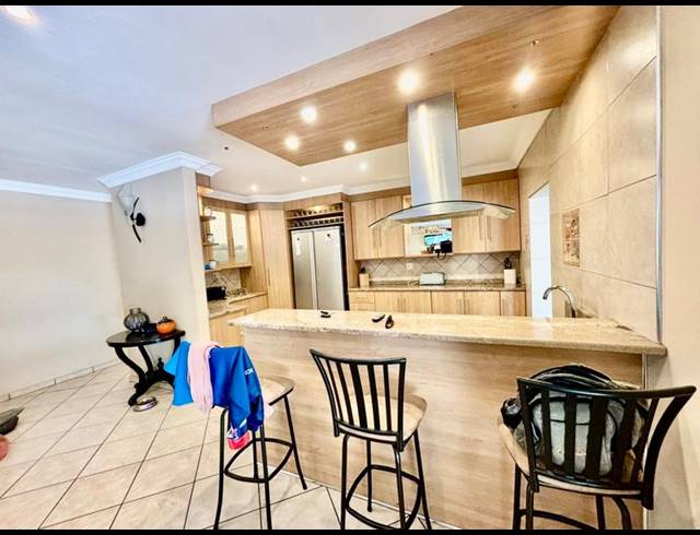 3 BEDROOM HOUSE FOR SALE IN VANDERBIJLPARK SE 3